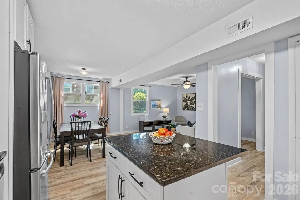 5662 Coulee Place Charlotte NC 28217