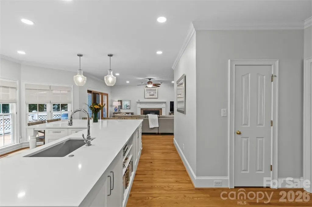 3616 Deruyter Circle Charlotte NC 28269