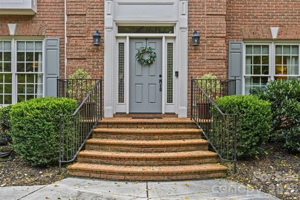 3616 Deruyter Circle Charlotte NC 28269