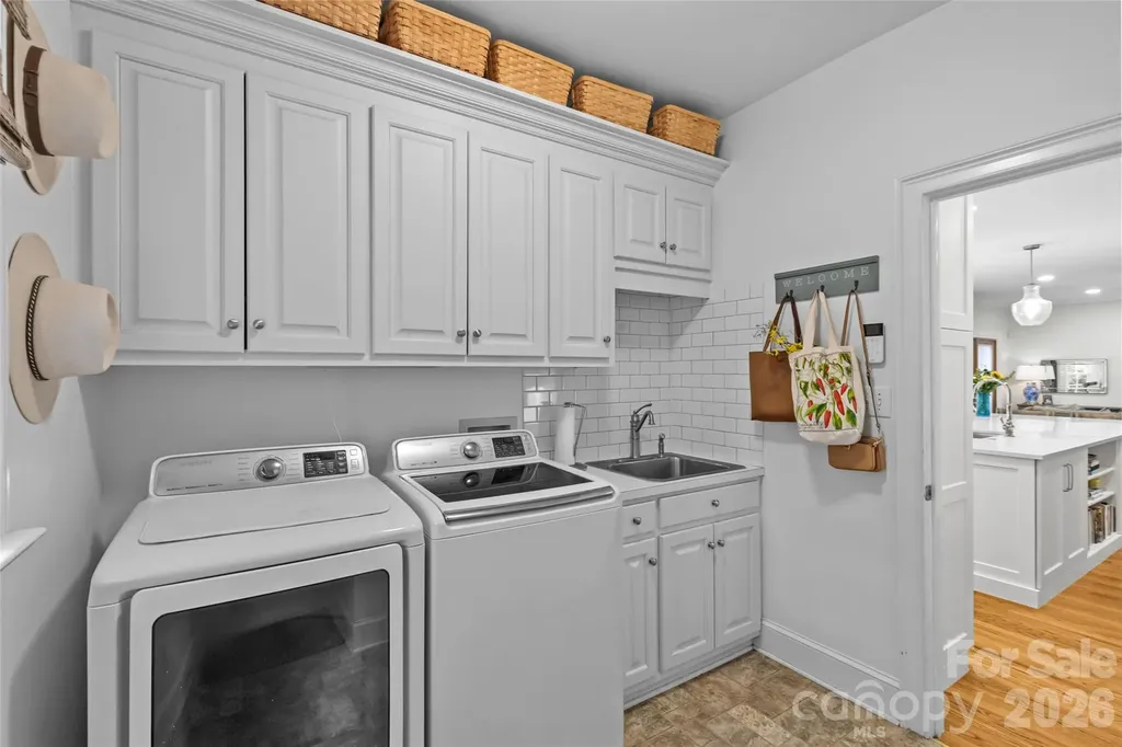 3616 Deruyter Circle Charlotte NC 28269