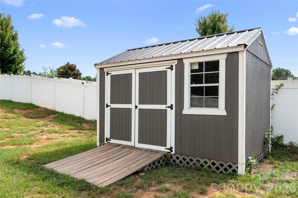 3501 Delaware Drive Denver NC 28037