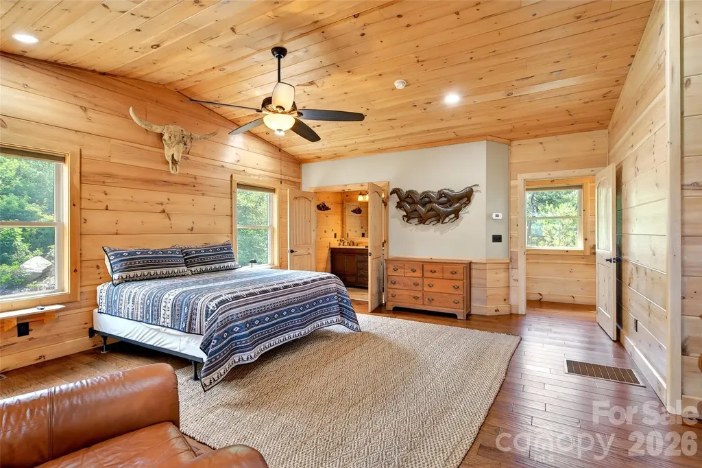 25 N Forest Drive Marion NC 28752