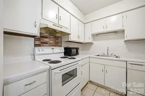 7984 Shady Oak Trail Charlotte NC 28210