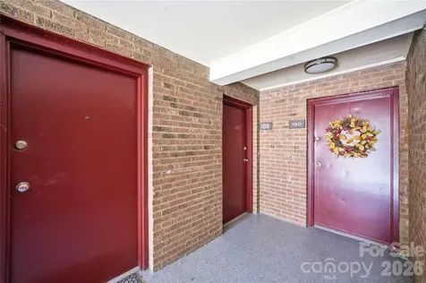 7984 Shady Oak Trail Charlotte NC 28210