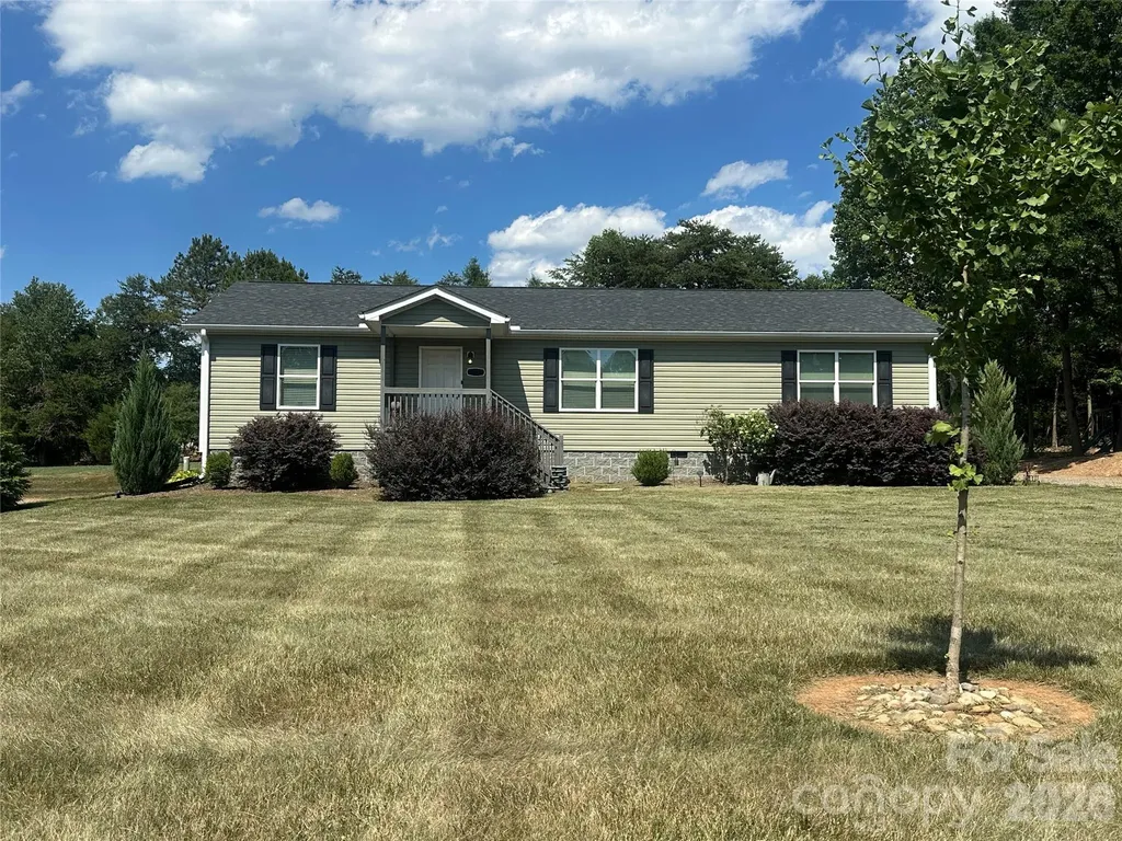 330 W Memorial Highway Harmony NC 28634