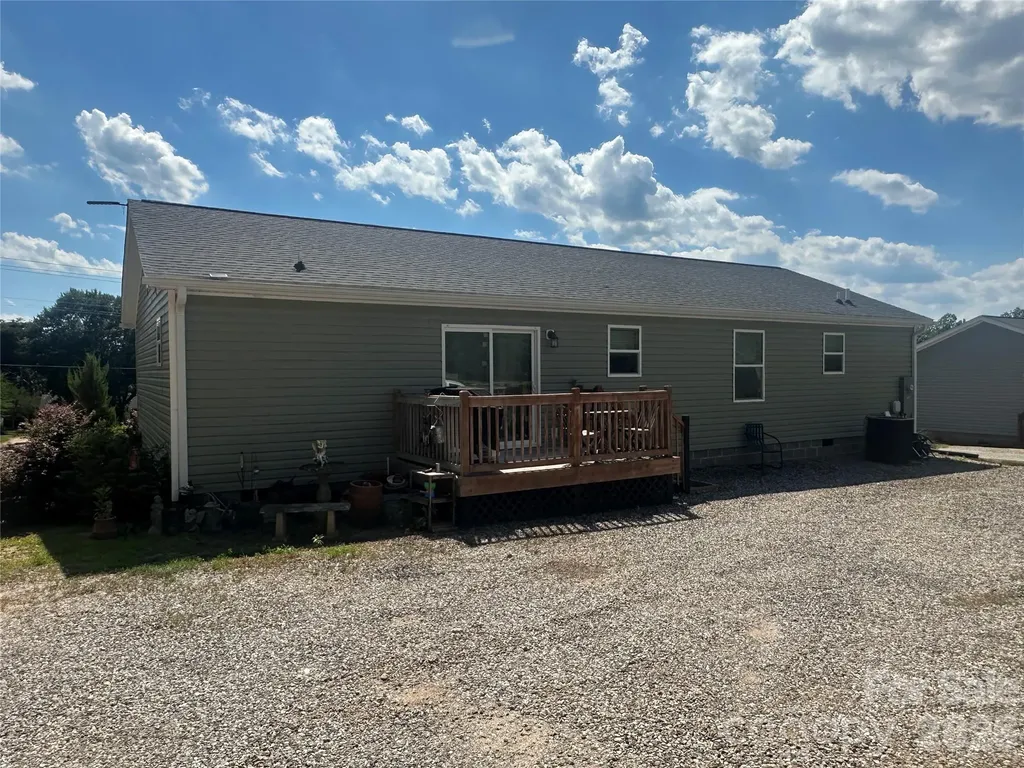 330 W Memorial Highway Harmony NC 28634