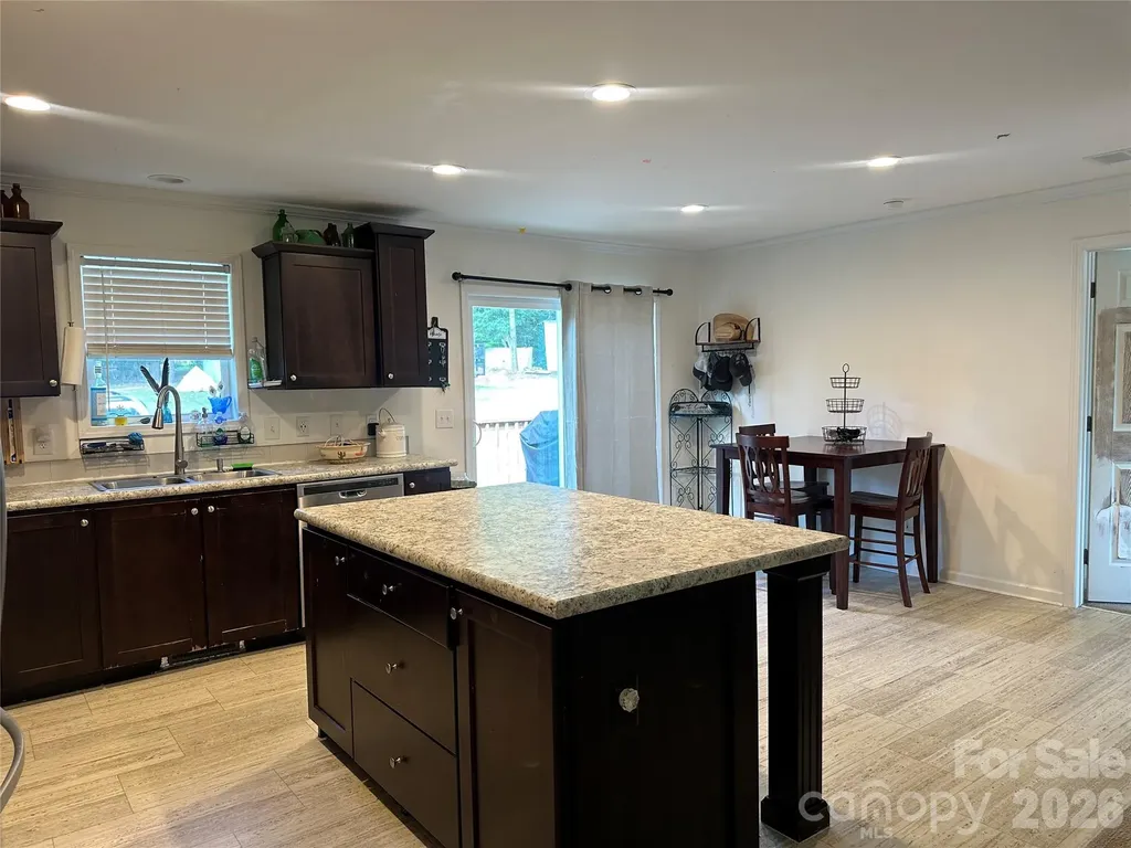 330 W Memorial Highway Harmony NC 28634
