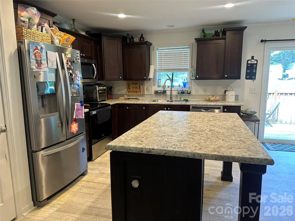 330 W Memorial Highway Harmony NC 28634