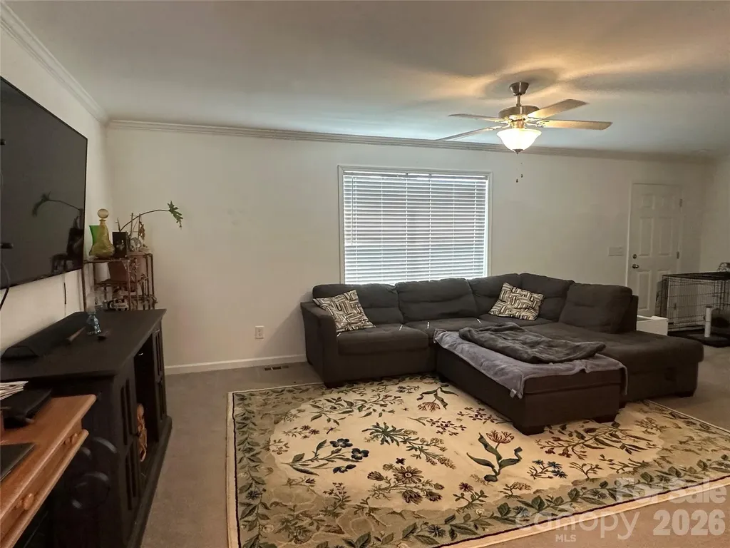 330 W Memorial Highway Harmony NC 28634
