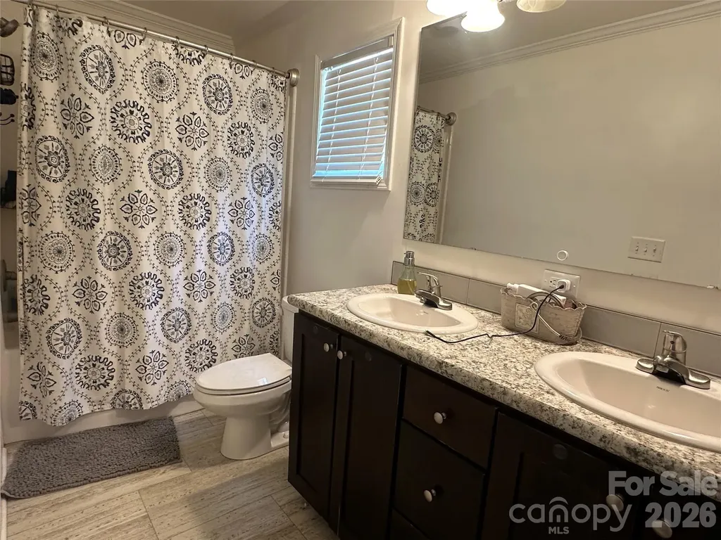 330 W Memorial Highway Harmony NC 28634