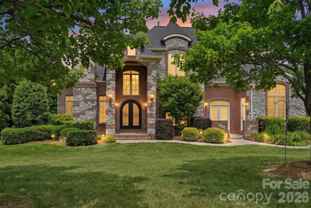 6205 Buhrstone Court Lancaster SC 29720