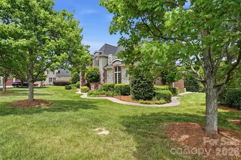 6205 Buhrstone Court Lancaster SC 29720