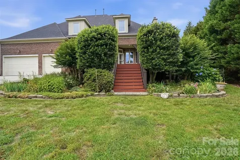 6205 Buhrstone Court Lancaster SC 29720