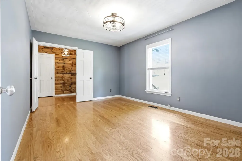 21 Eagle Drive Taylorsville NC 28681