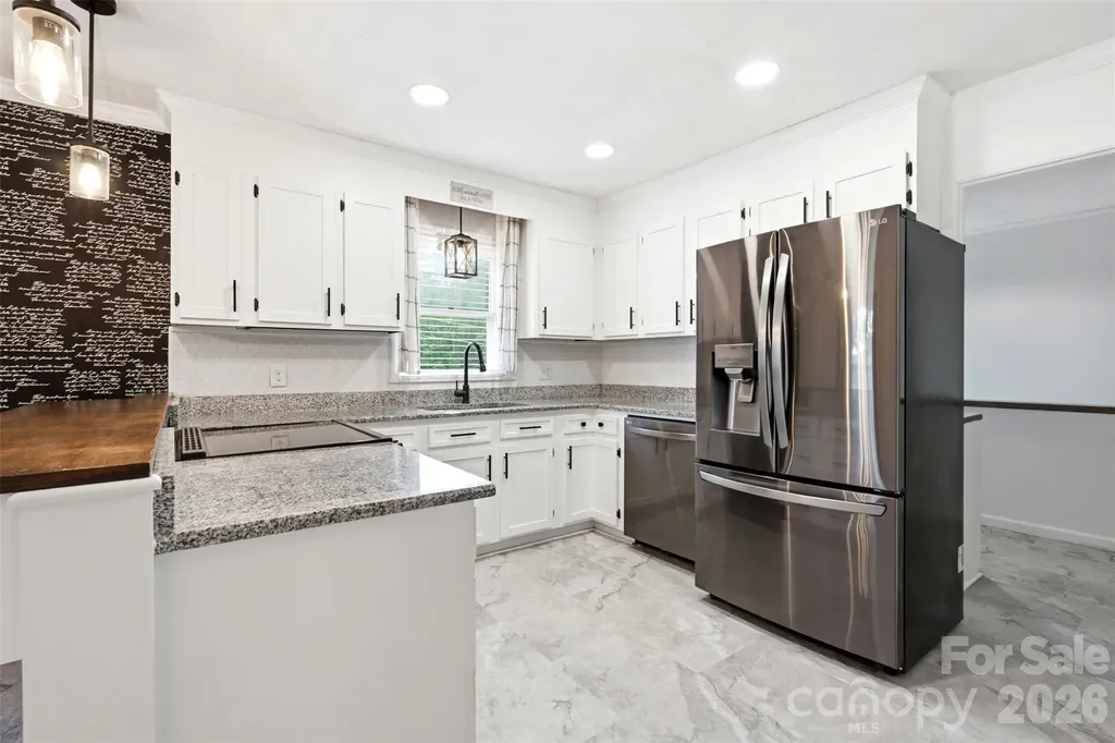 21 Eagle Drive Taylorsville NC 28681
