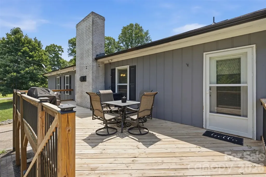 21 Eagle Drive Taylorsville NC 28681