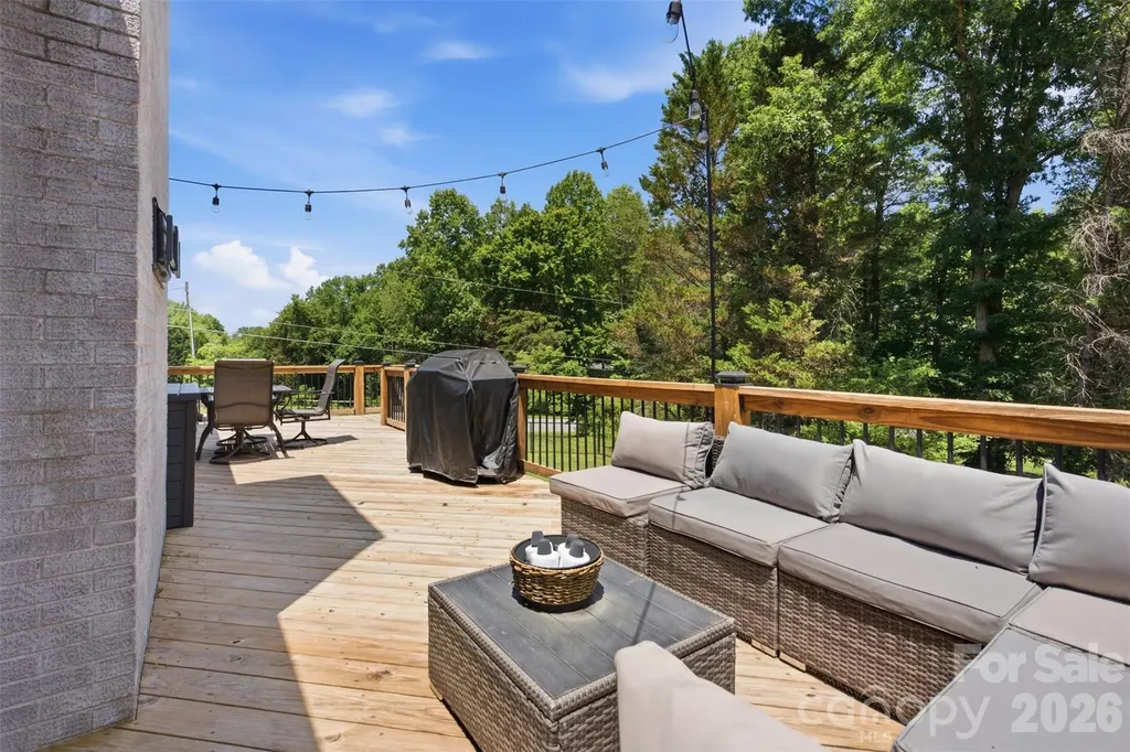 21 Eagle Drive Taylorsville NC 28681