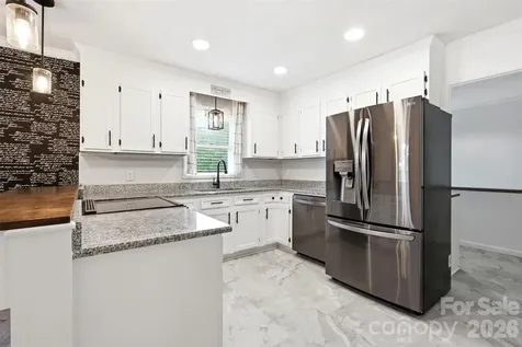 21 Eagle Drive Taylorsville NC 28681
