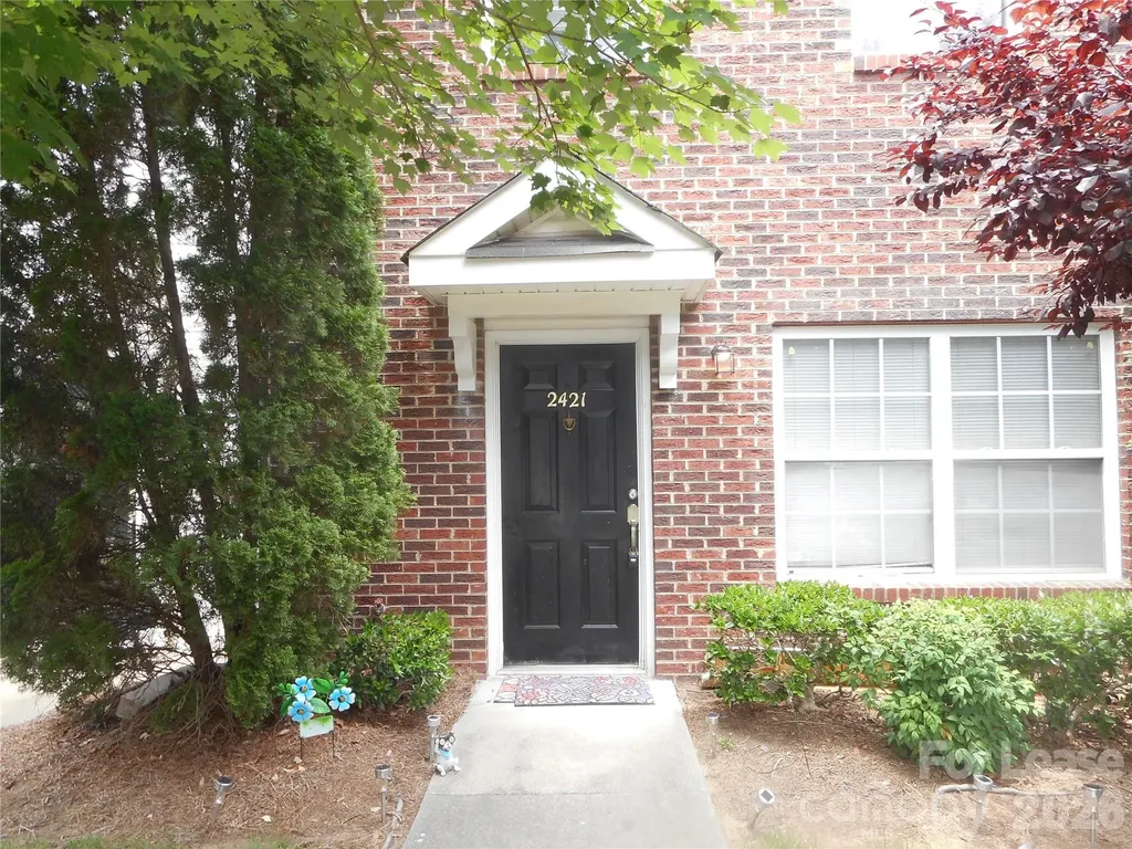 2421 Ryerson Court Charlotte NC 28213