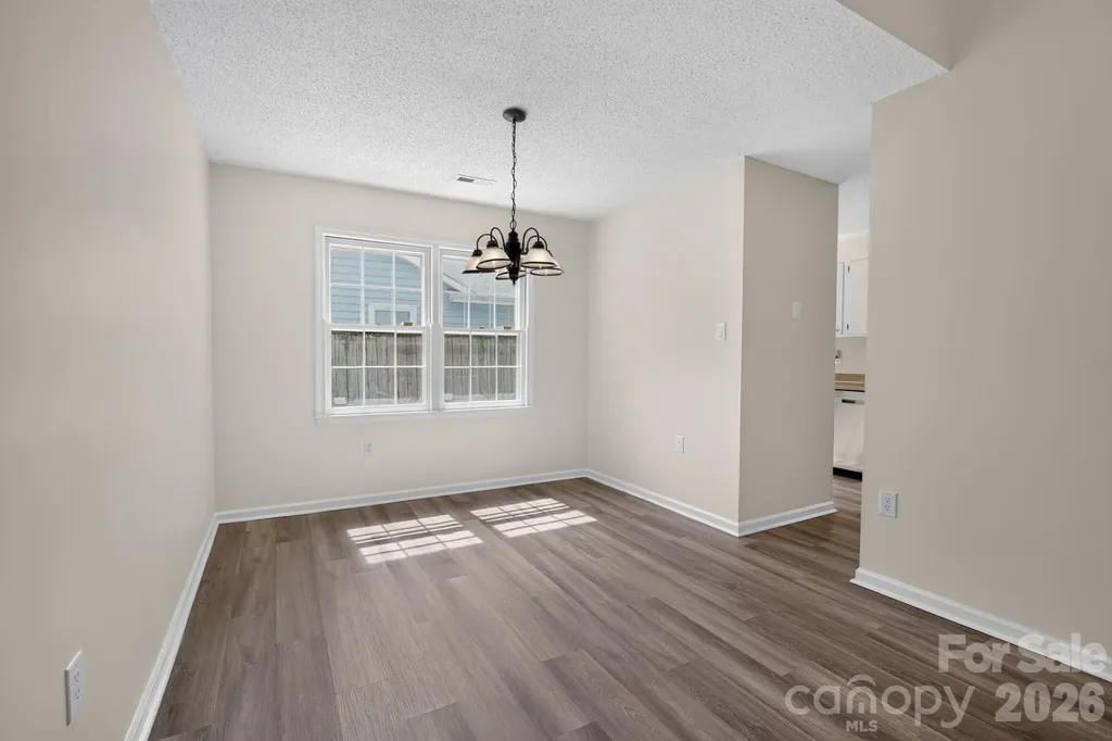 7812 Surreywood Place Charlotte NC 28270