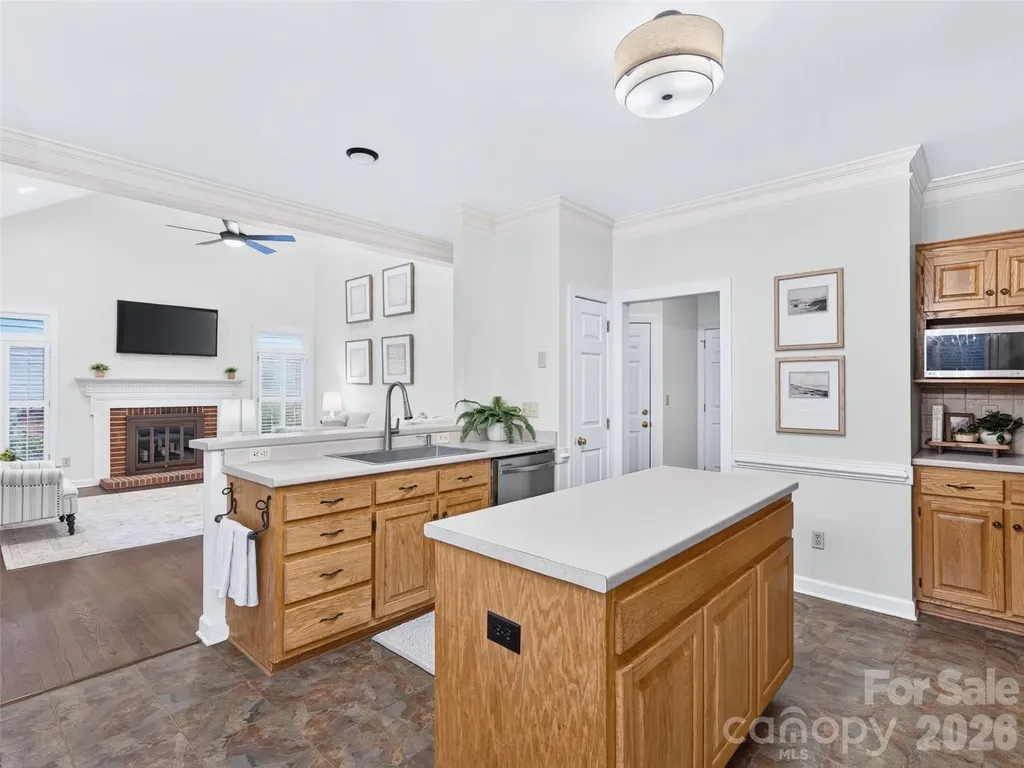 4617 Deer Cross Trail Charlotte NC 28269