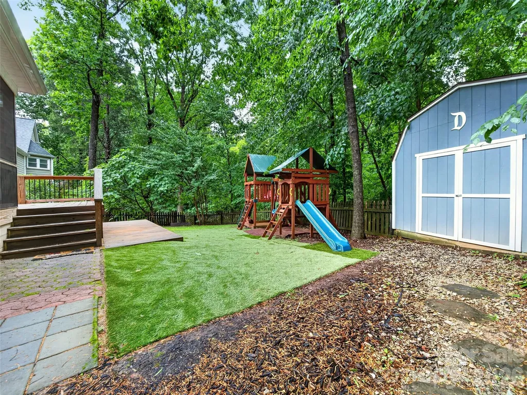 4617 Deer Cross Trail Charlotte NC 28269