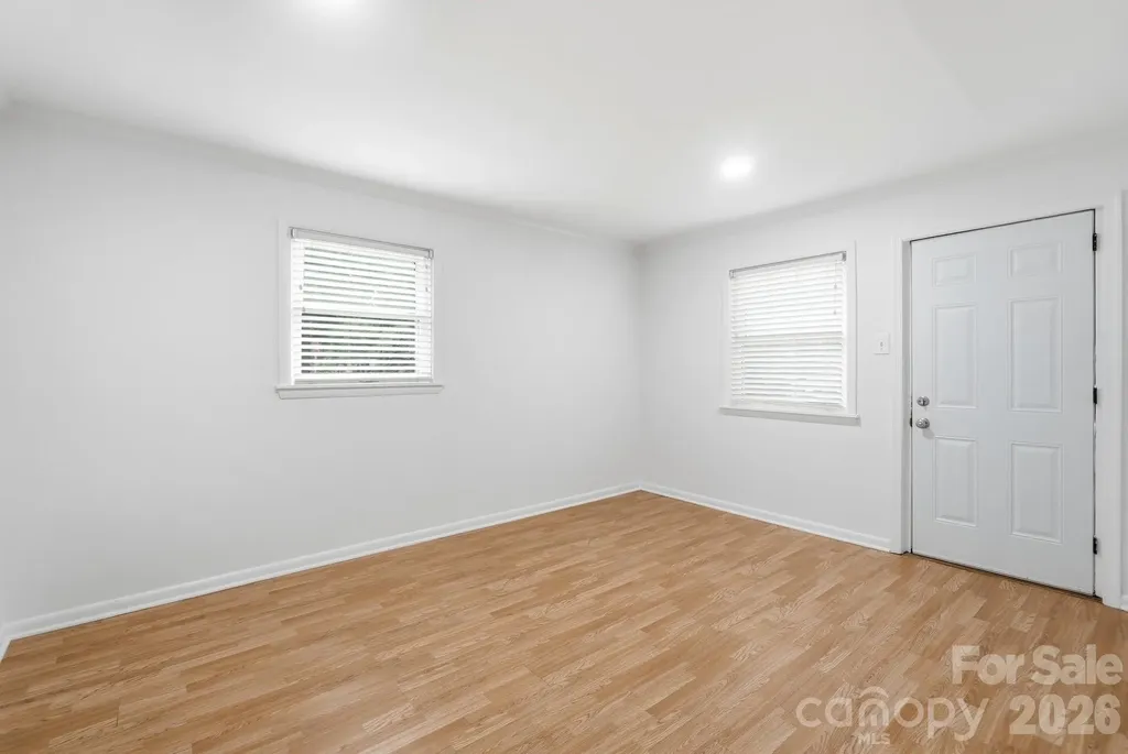 5108 White Oak Road Charlotte NC 28210