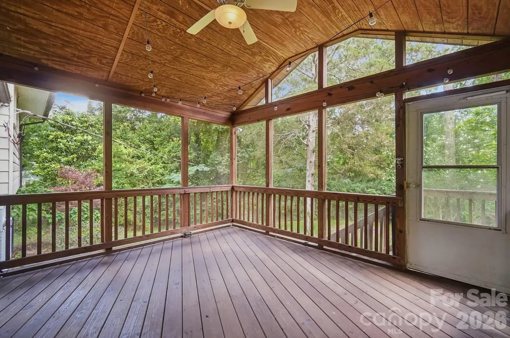 5108 White Oak Road Charlotte NC 28210