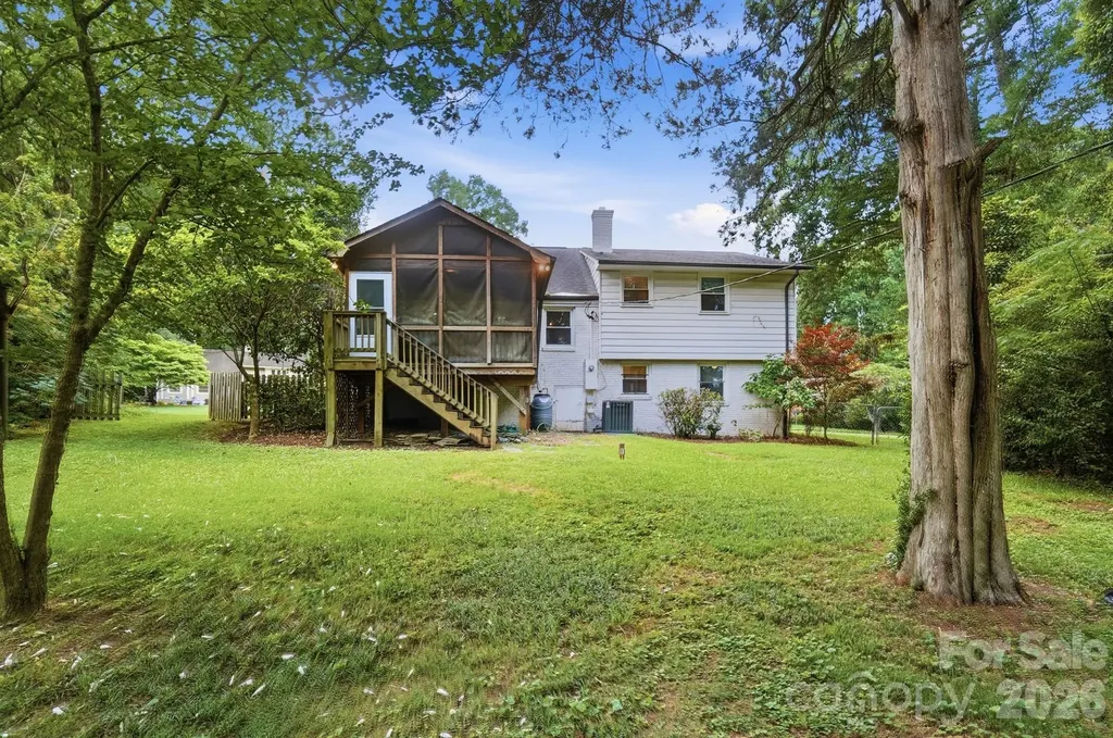 5108 White Oak Road Charlotte NC 28210