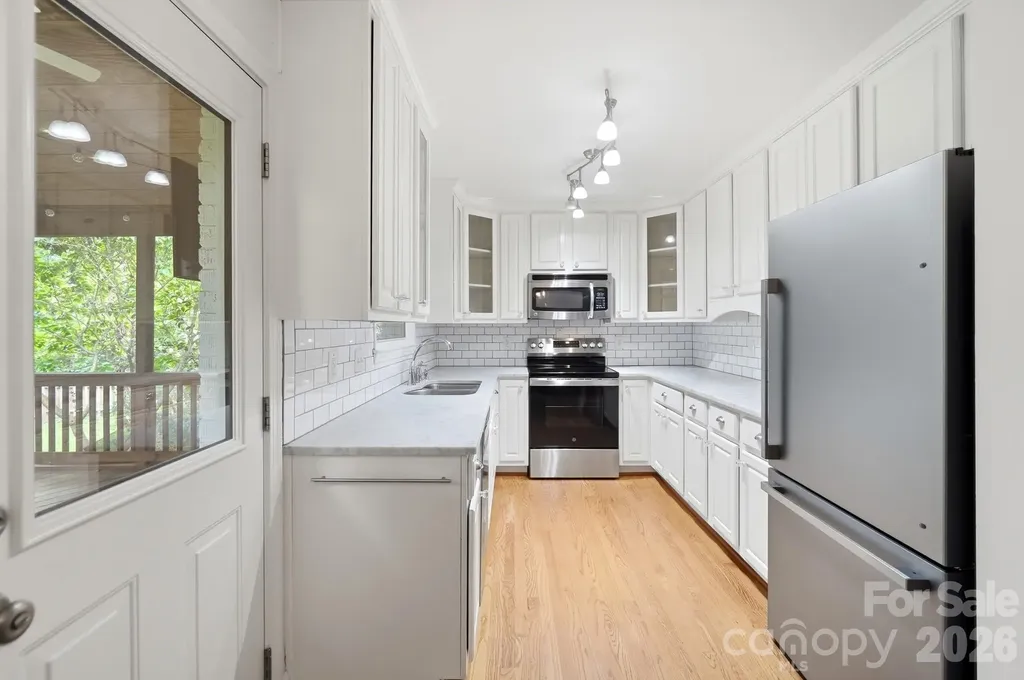 5108 White Oak Road Charlotte NC 28210