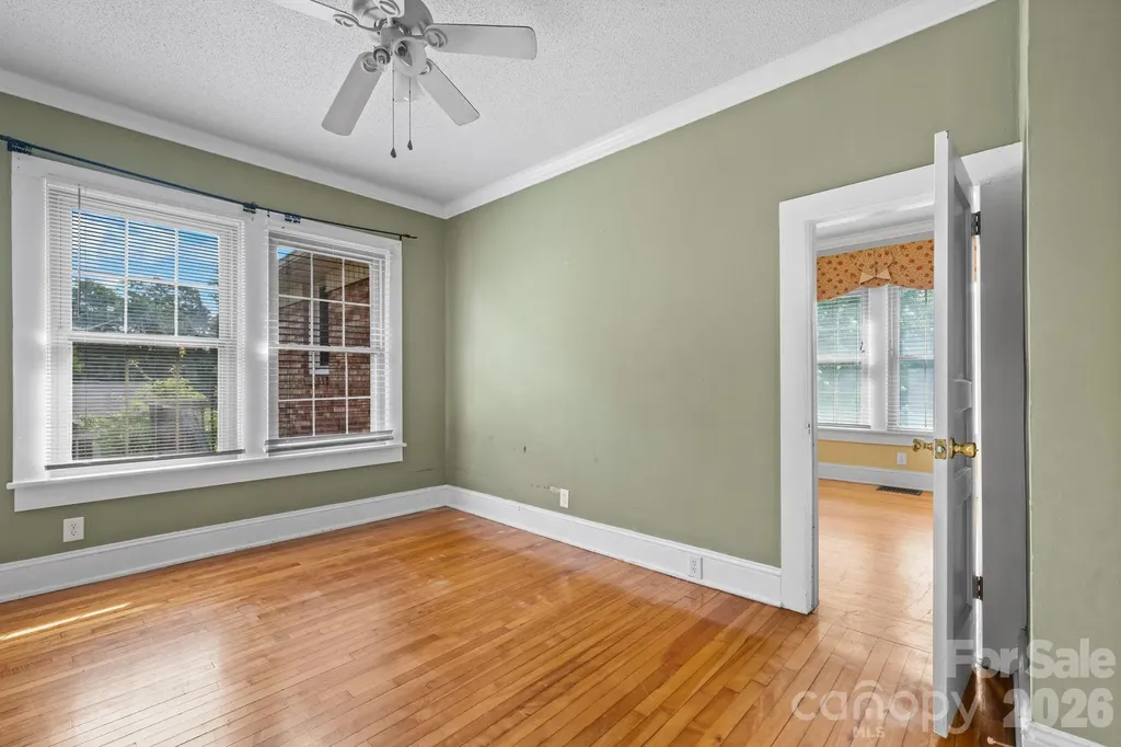 15 6th Em Street Marion NC 28752