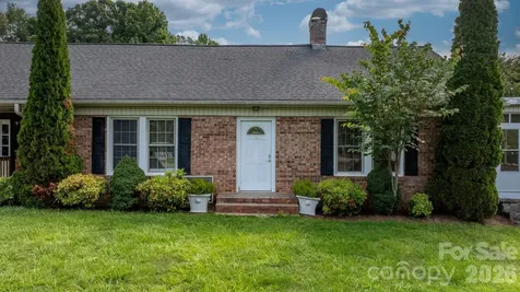 15 6th Em Street Marion NC 28752
