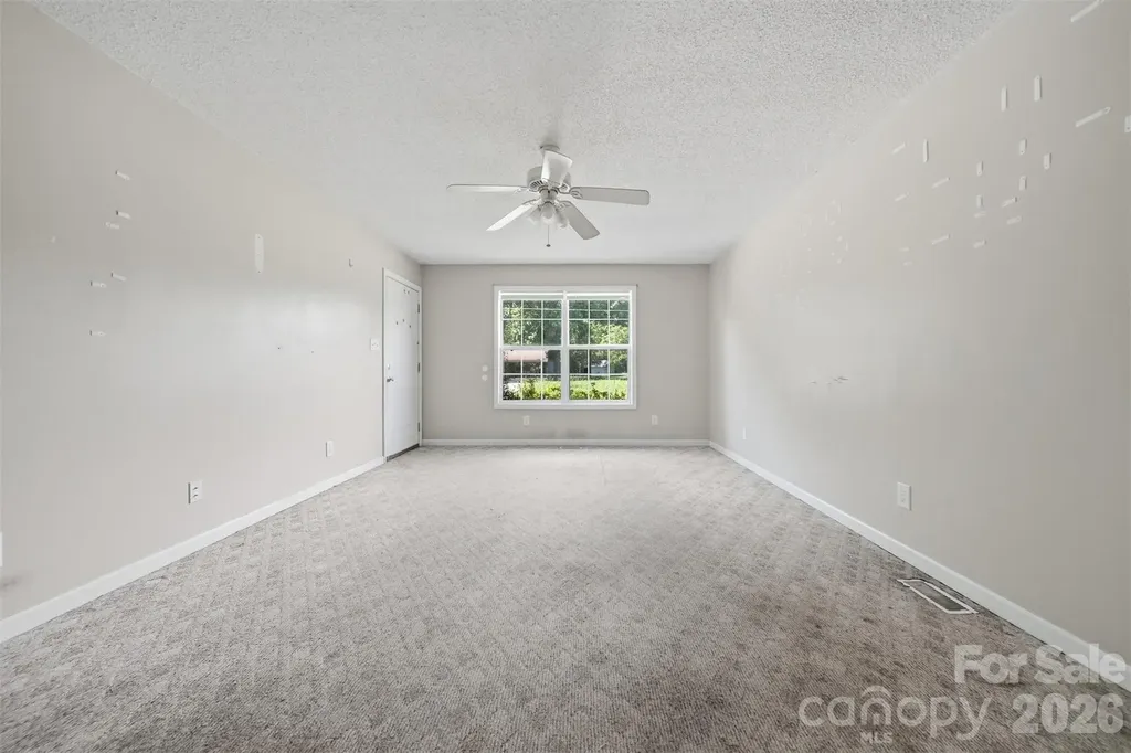 820 Horseshoe Lake Road Lincolnton NC 28092