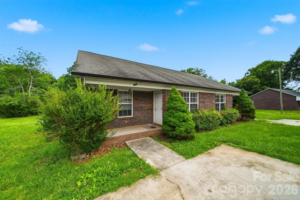820 Horseshoe Lake Road Lincolnton NC 28092