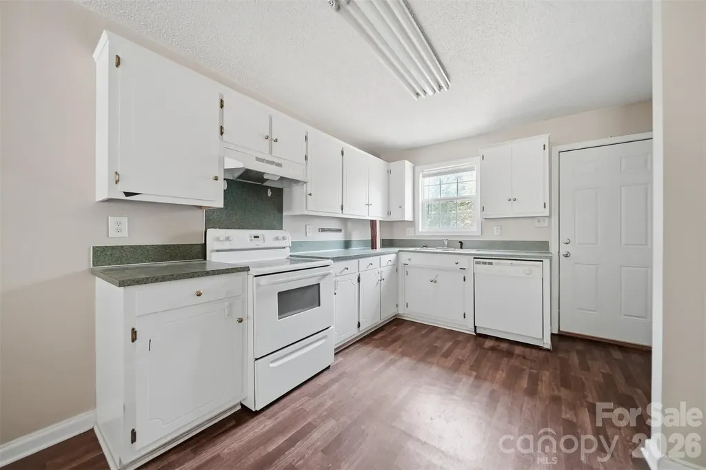 820 Horseshoe Lake Road Lincolnton NC 28092