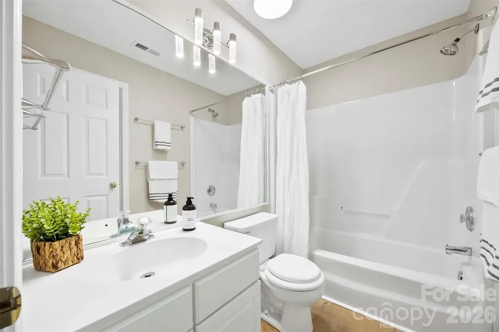 6004 Downfield Wood Drive Charlotte NC 28269