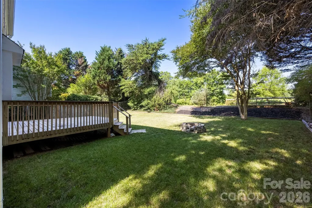 6004 Downfield Wood Drive Charlotte NC 28269