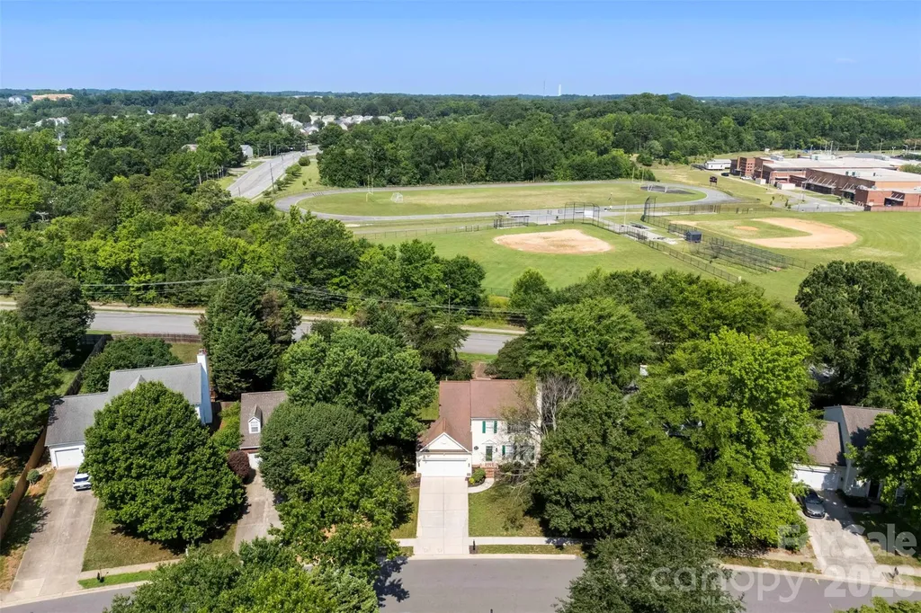 6004 Downfield Wood Drive Charlotte NC 28269