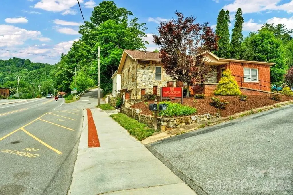 938 W King Street Boone NC 28607