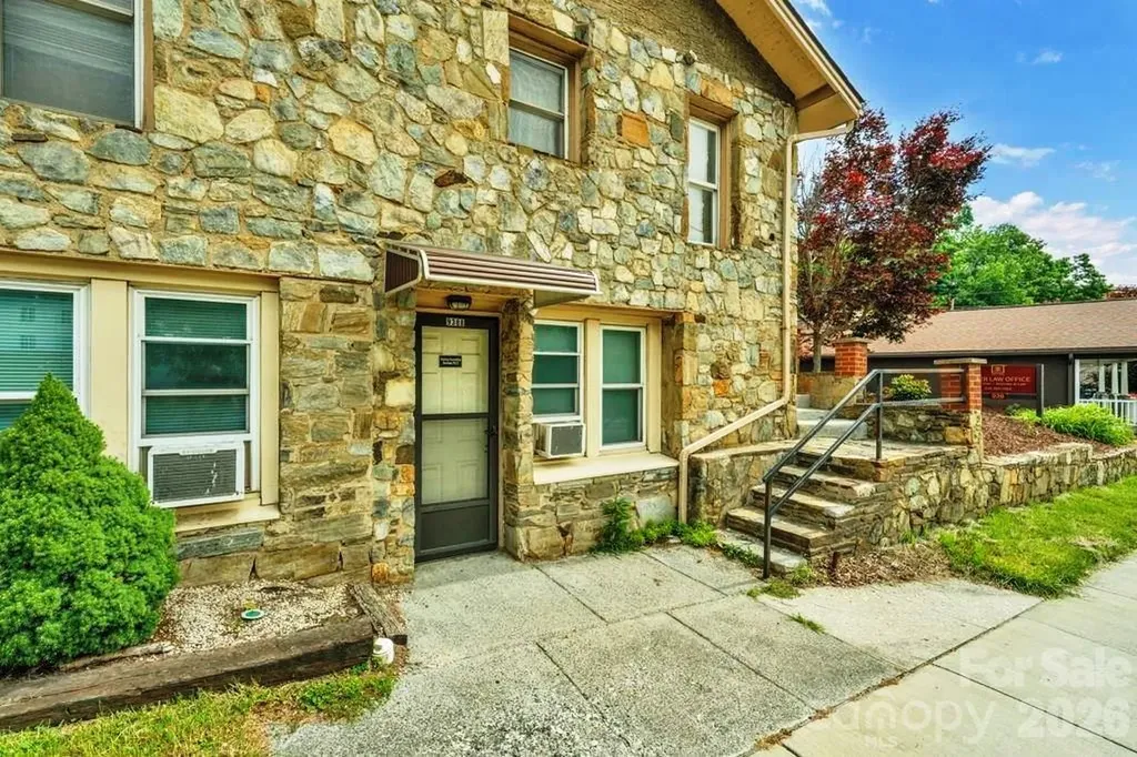 938 W King Street Boone NC 28607