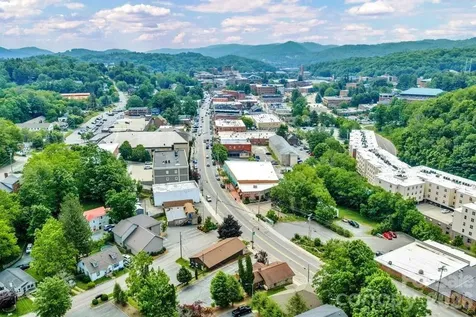 938 W King Street Boone NC 28607