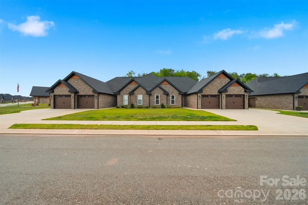 3342 48th Avenue NE Hickory NC 28601