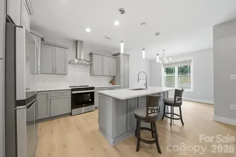3342 48th Avenue NE Hickory NC 28601
