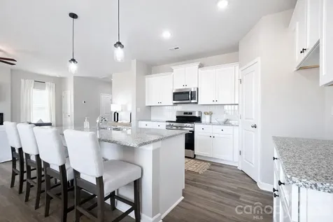 210 Roxanna Court Shelby NC 28152