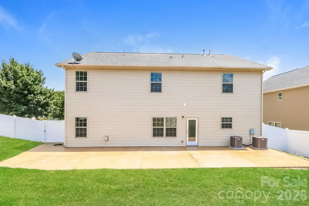 205 Taylors Creek Street Mount Holly NC 28120