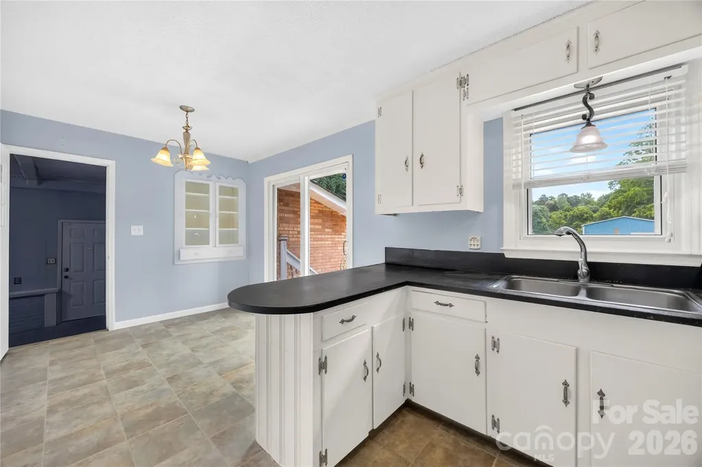 205 Gaddis Drive Mount Holly NC 28120