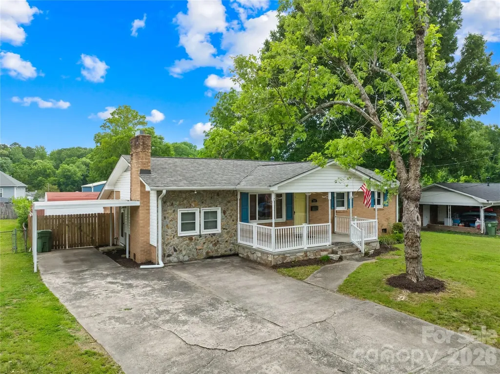 205 Gaddis Drive Mount Holly NC 28120