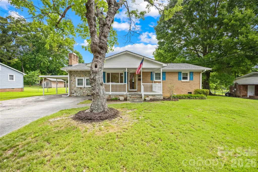 205 Gaddis Drive Mount Holly NC 28120