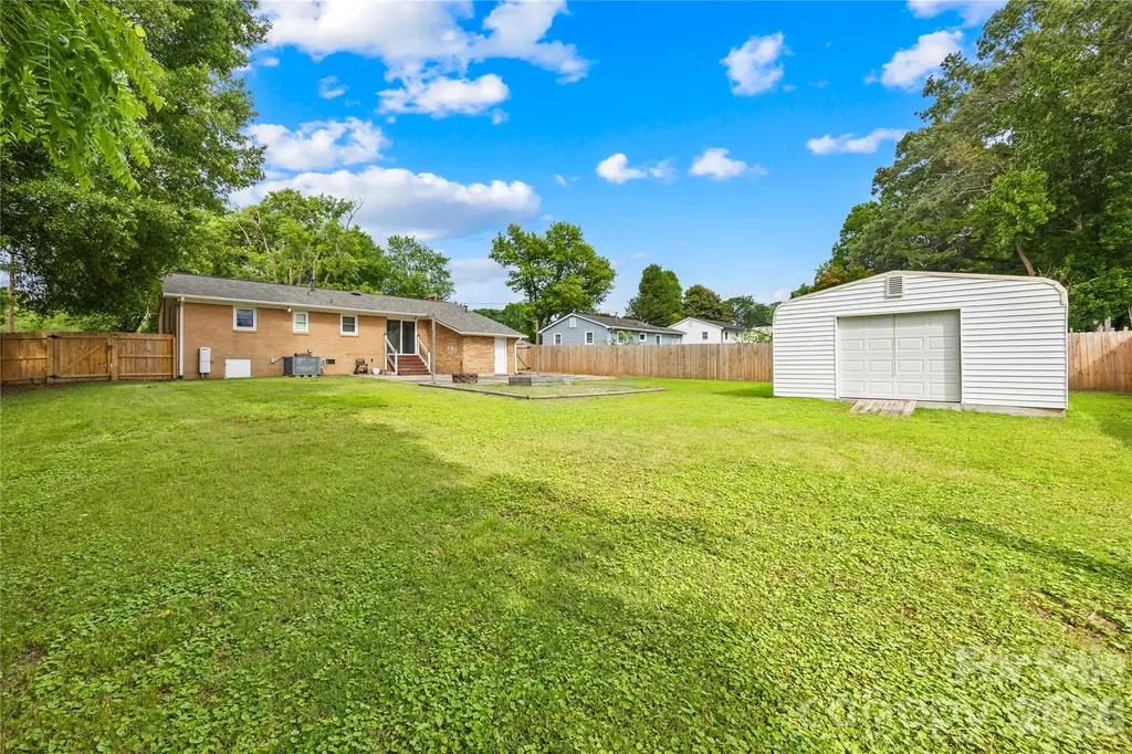 205 Gaddis Drive Mount Holly NC 28120