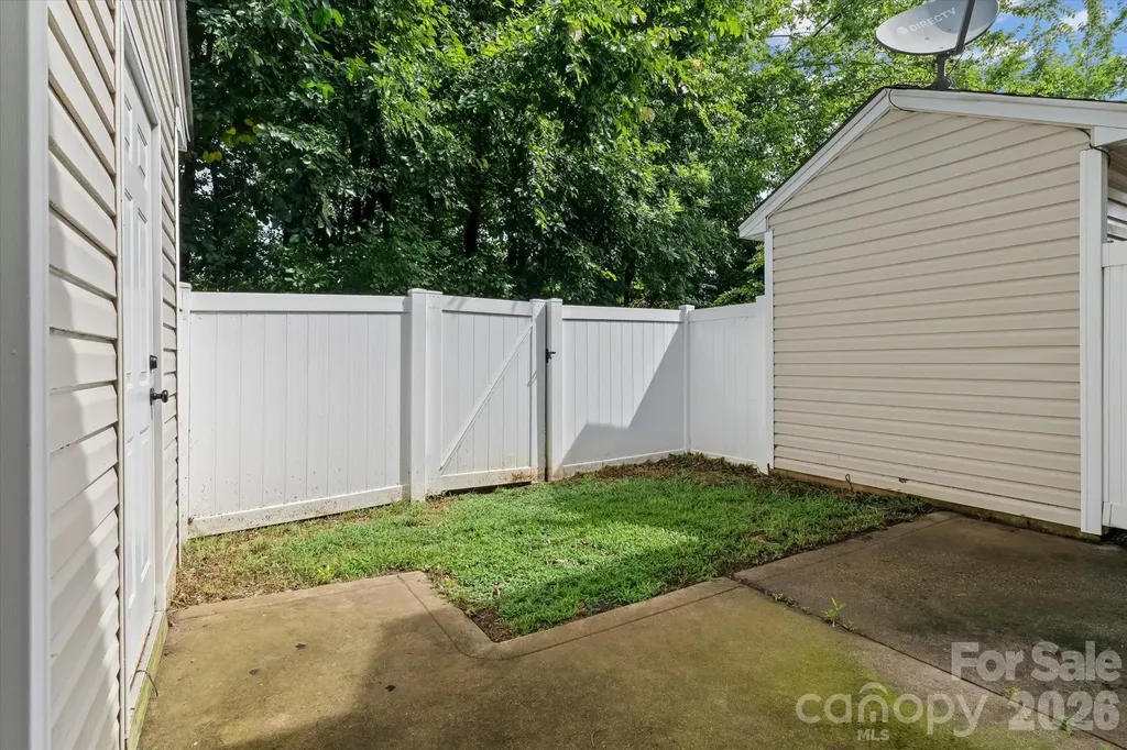 12541 Jessica Place Charlotte NC 28269